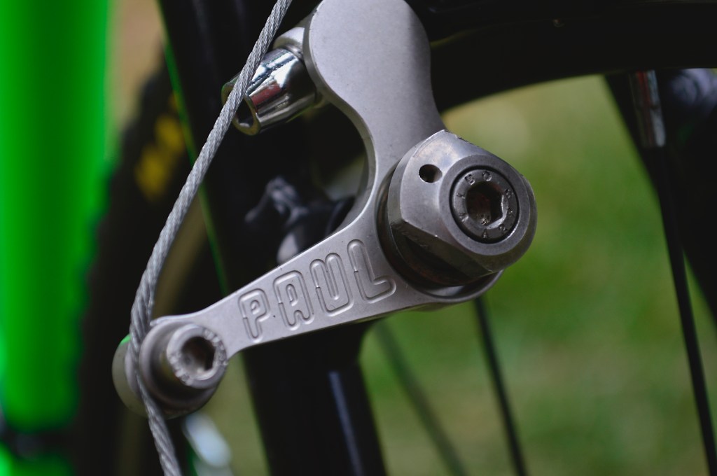 La estética de los frenos cantilever resalta detalles en las bicicletas que algunos coleccionistas buscan resaltar.