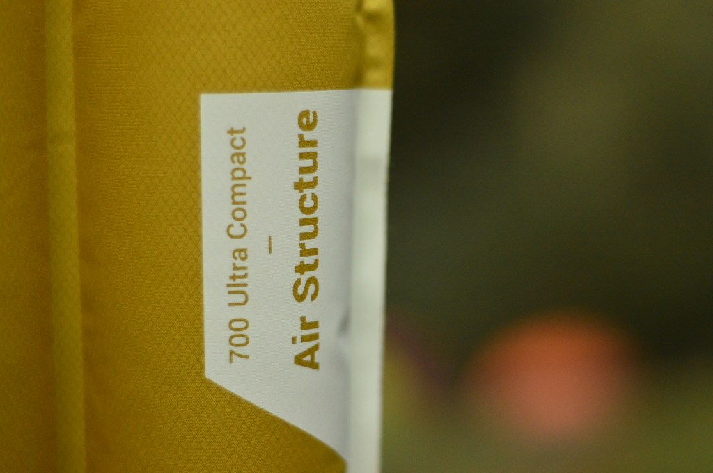 Reseña del colchón inflable 700 Ultra Compact Air