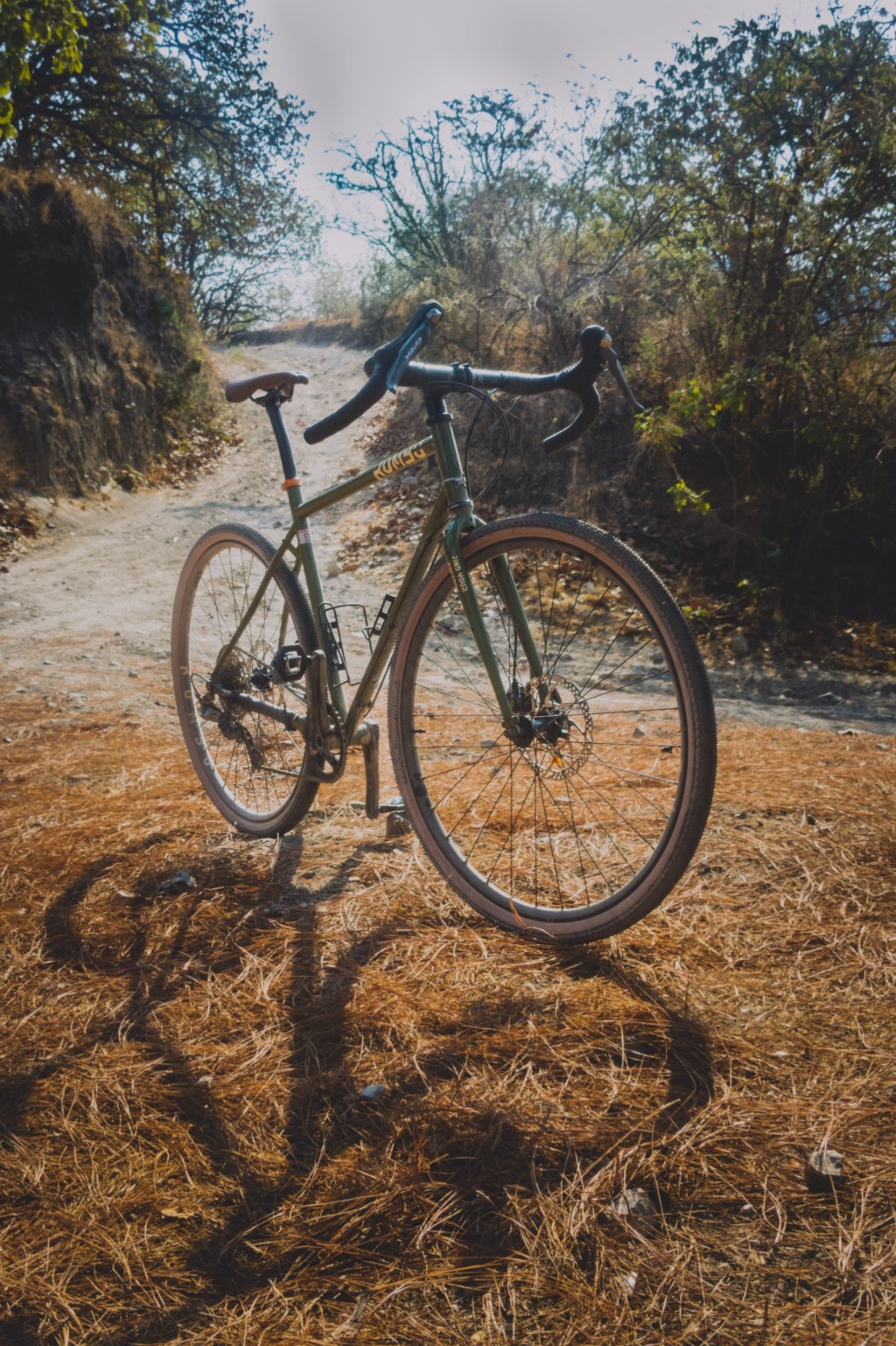 presentación de la correcaminos de rumbo bikes